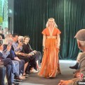 六爻教学“文明对话——中国的茶与服饰”活动在伦敦举办